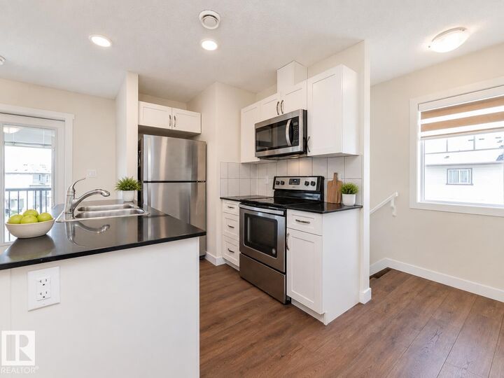 Property Photo: 1530 Tamarack Boulevard NW 81 AB T6T 2E6