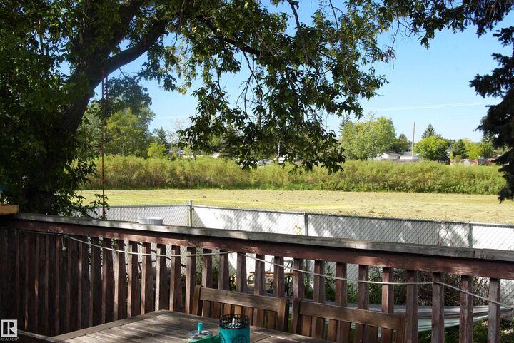 Property Photo: 5508 46 Street AB T0B 2R0