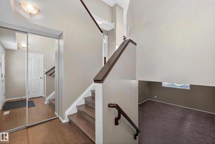 Property Photo:  3779 18 Street NW  AB T6T 1S5 