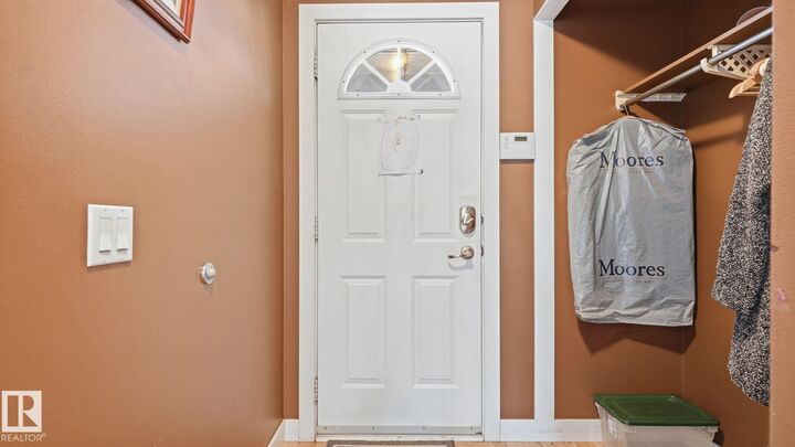 Property Photo:  717 Village Drive  AB T8A 4H9 