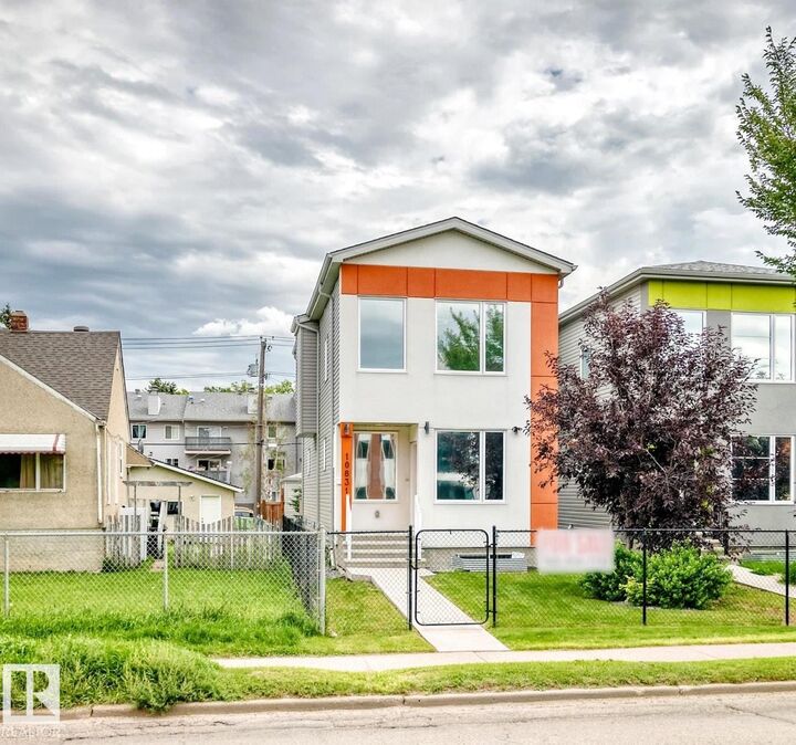 10831 109 Street NW — photo 1