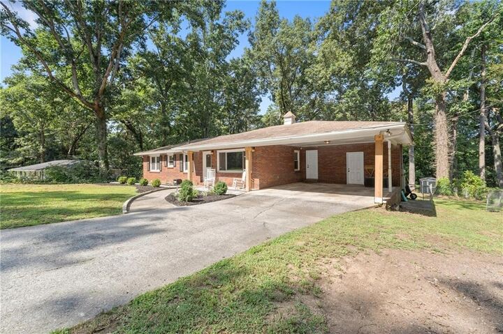 Property Photo: 143 Mountainview Circle GA 30115