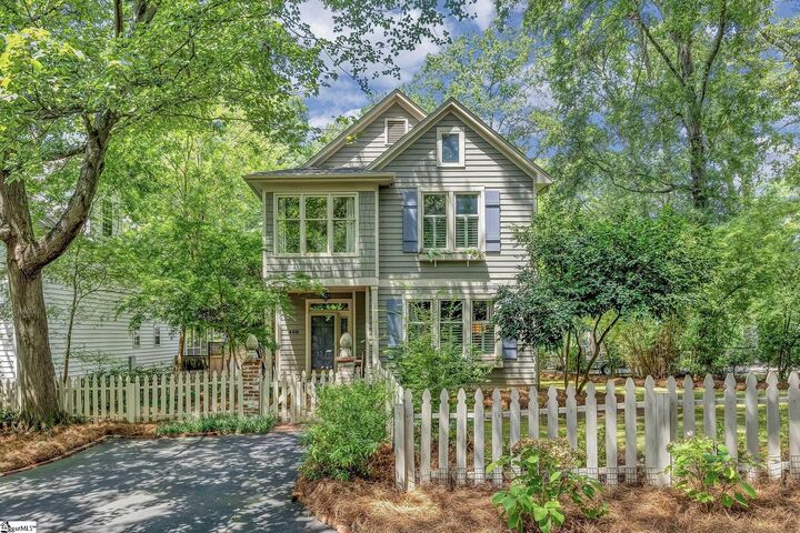 Property Photo:  400 W Faris Road  SC 29605 
