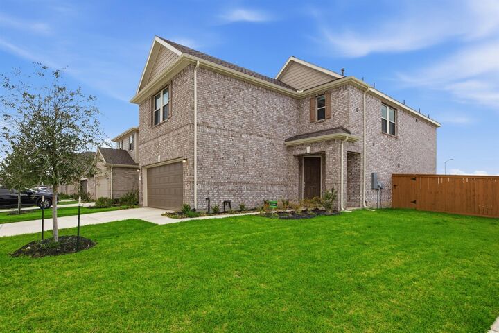 Property Photo:  2816 Shimmer Edge Drive  TX 77493 