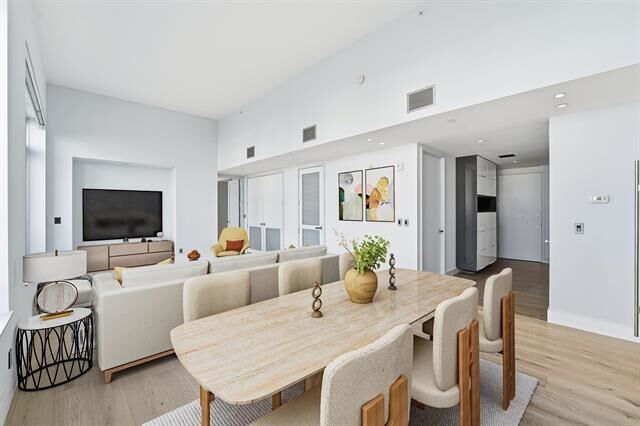 Property Photo:  1000 Avenue At Port Imperial 703  NJ 07086 