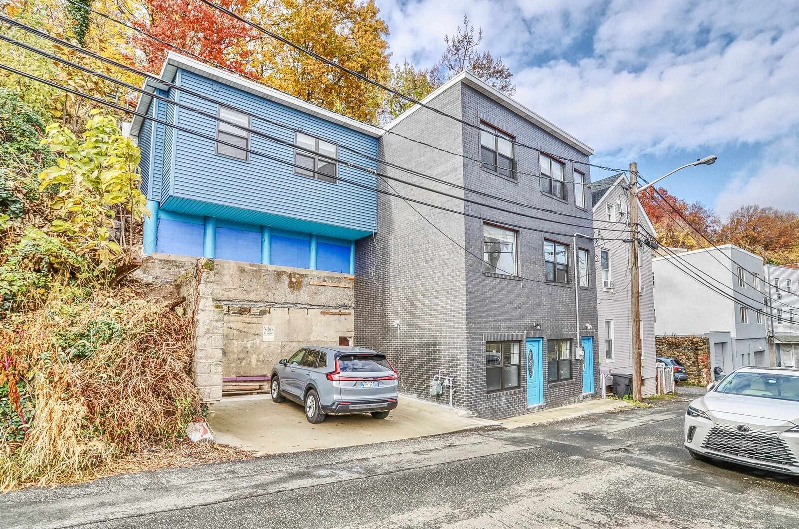 Property Photo:  9017 Riverside Pl House  NJ 07047 