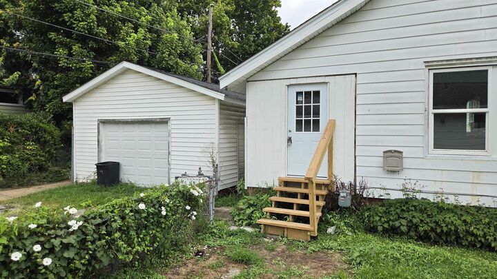 Property Photo: 2744 5th Avenue WV 25702