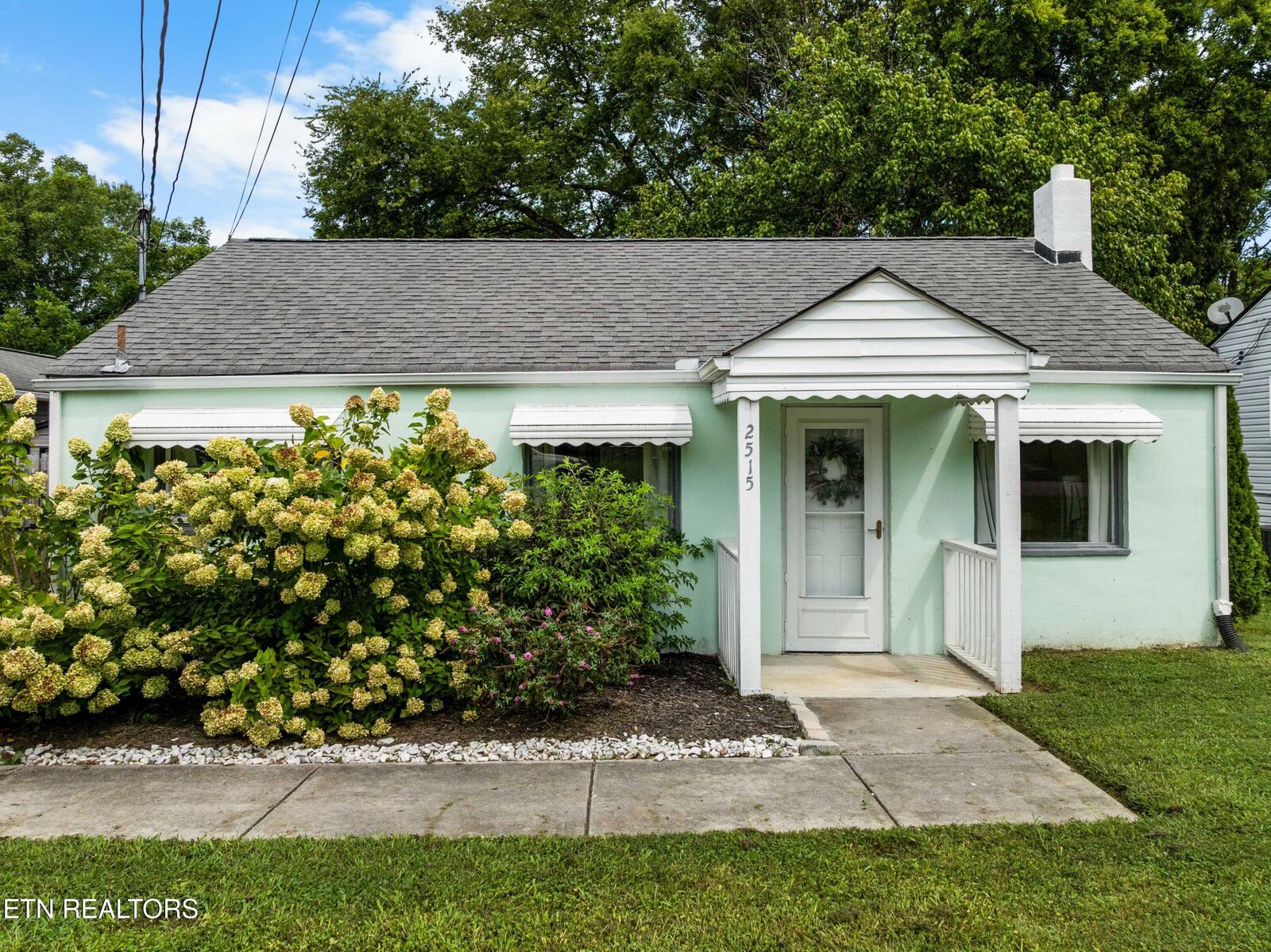 Property Photo:  2515 Seymour Ave  TN 37917 