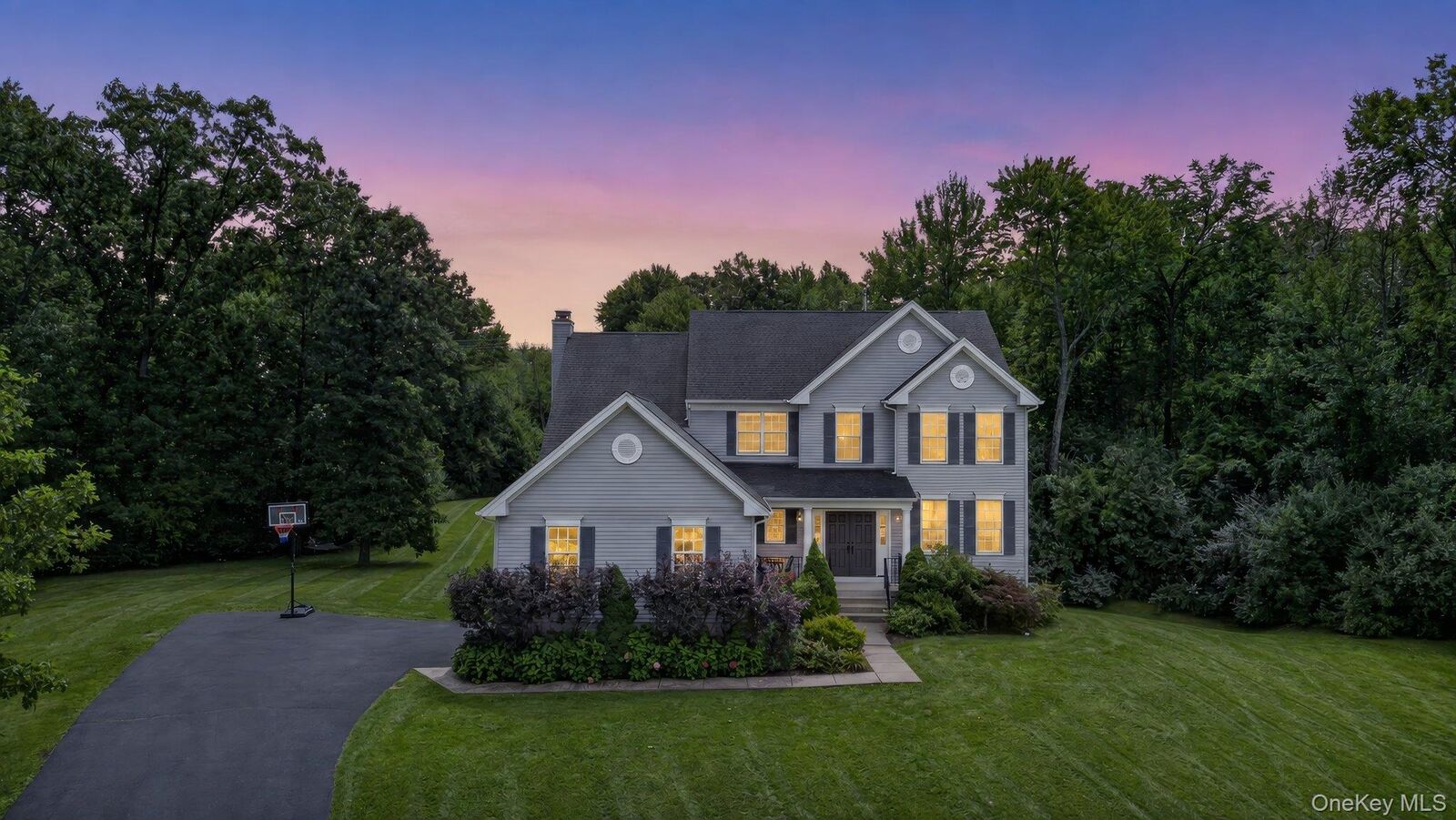 Property Photo: 10 Doolin Court NY 12590