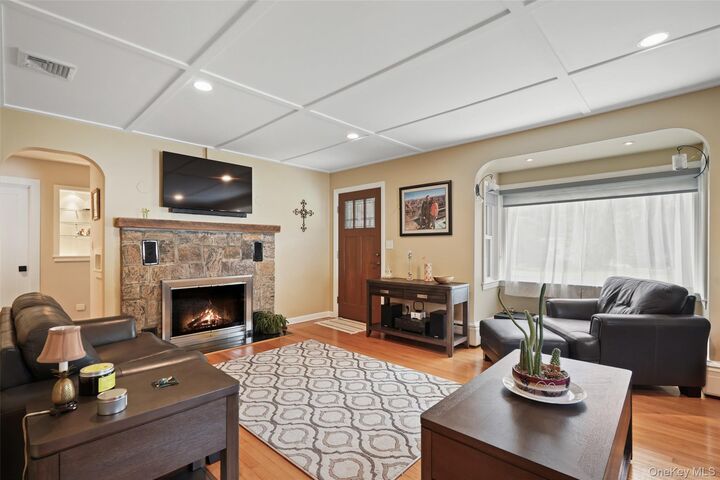 Property Photo: 36 Ernhofer Drive NY 10512