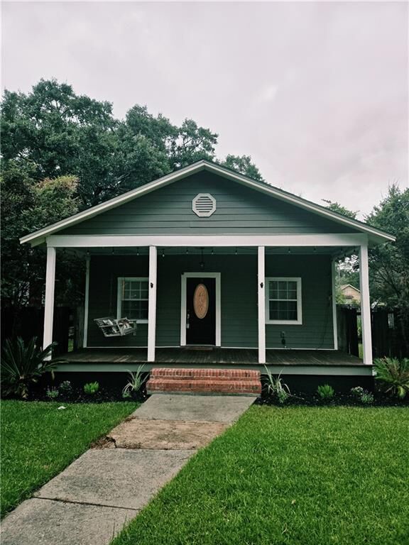 Property Photo: 250 Williams Street AL 36606