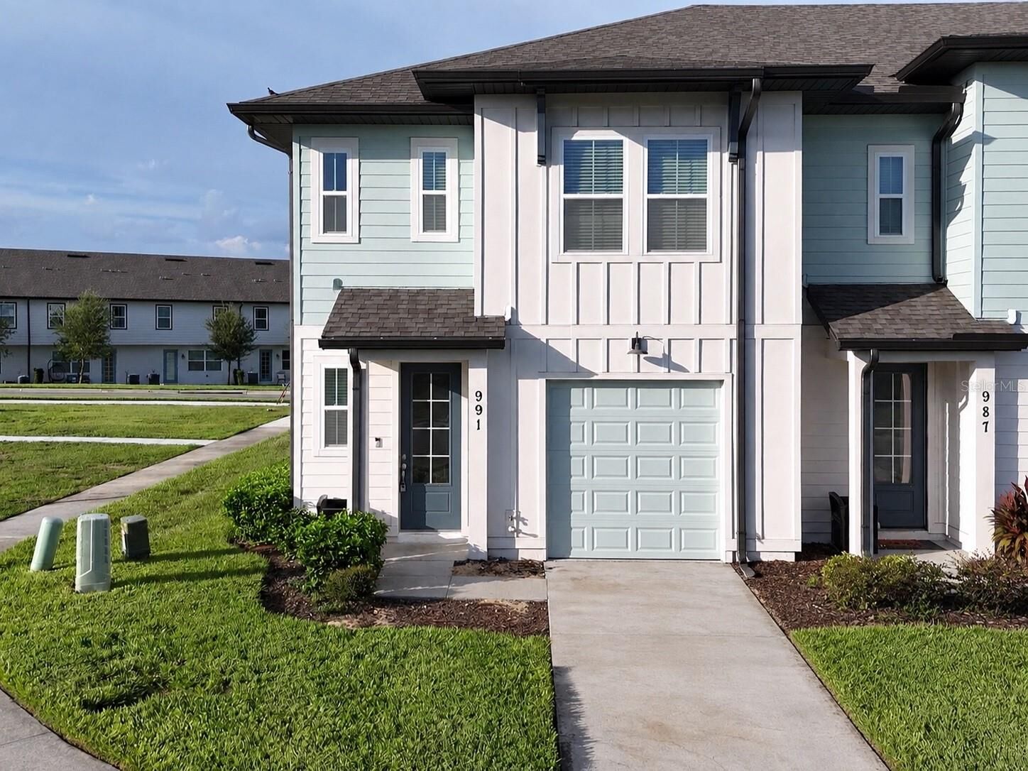 Property Photo:  991 Conch Road  FL 33896 