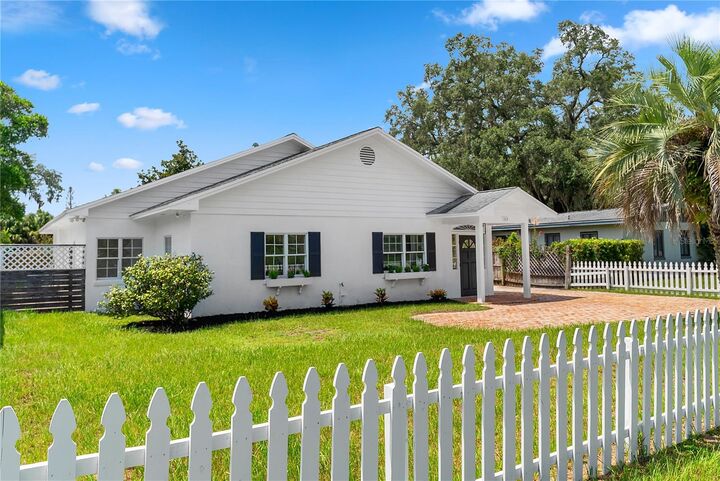 Property Photo:  1313 S Denning Drive  FL 32789 