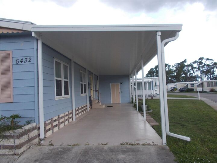 Property Photo:  6432 Keena Court  FL 34287 