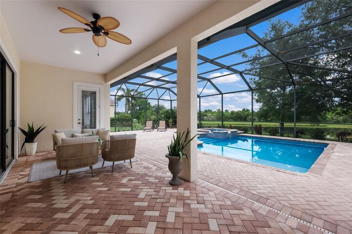Property Photo:  12710 Stone Ridge Place  FL 34202 