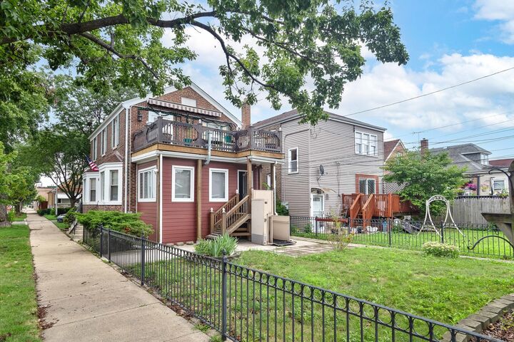 Property Photo: 6500 S Komensky Avenue IL 60629