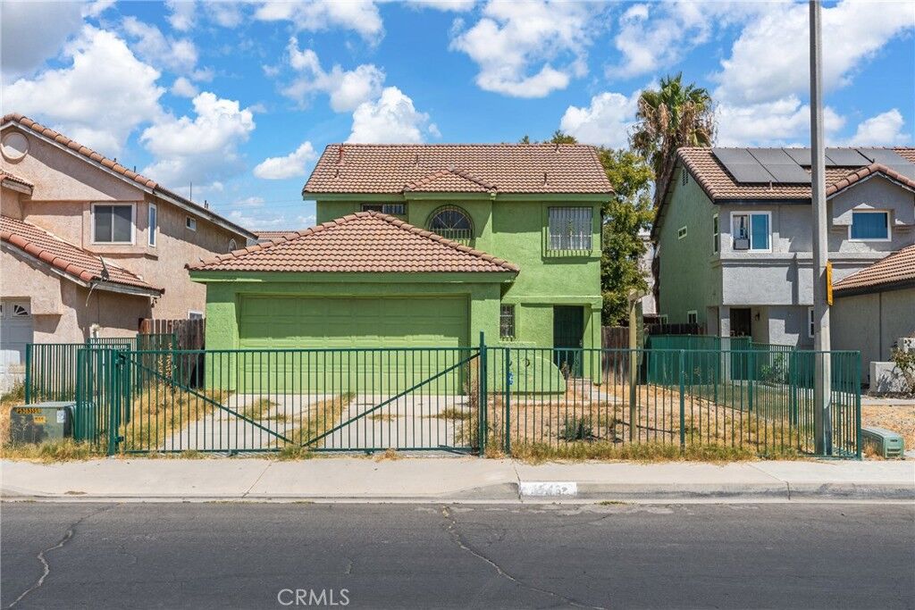 Property Photo:  1543 Keepsake Lane  CA 92571 
