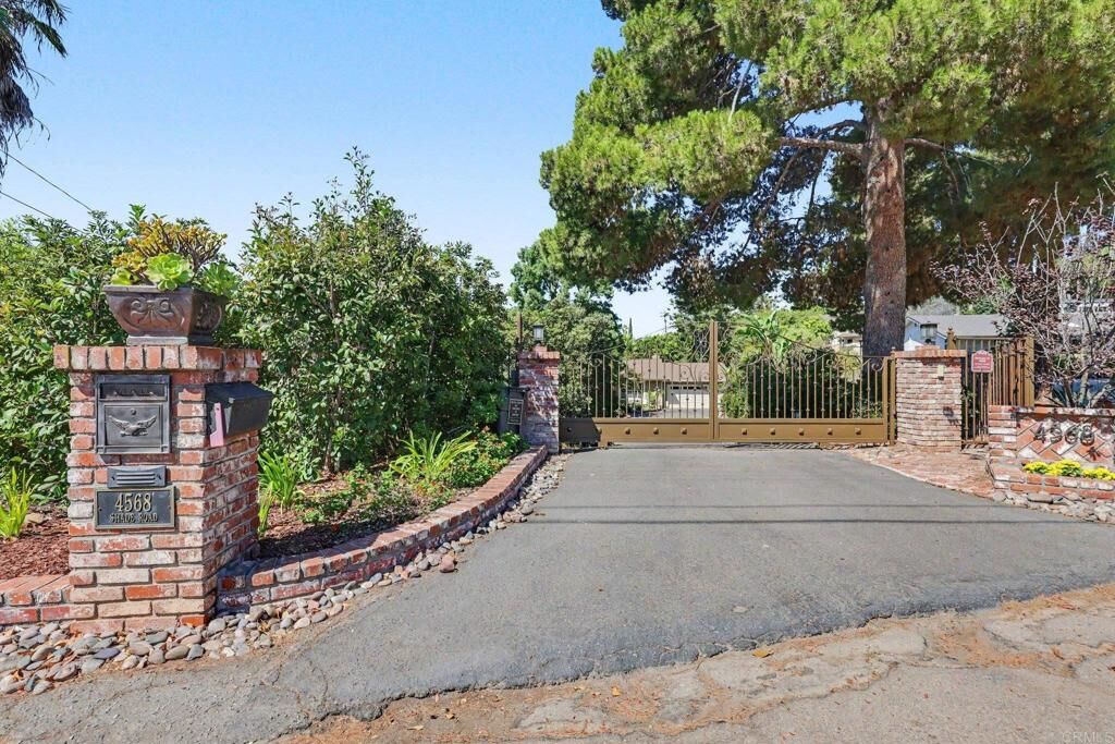 Property Photo:  4568 Shade Rd  CA 91941 