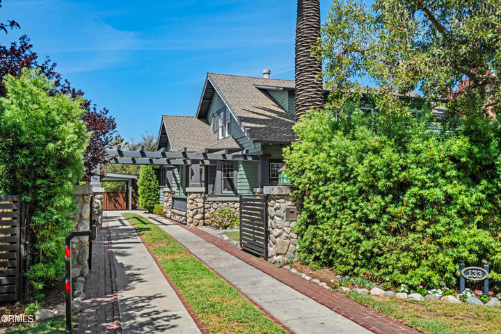 Property Photo:  133 N Orange Grove Boulevard  CA 91103 