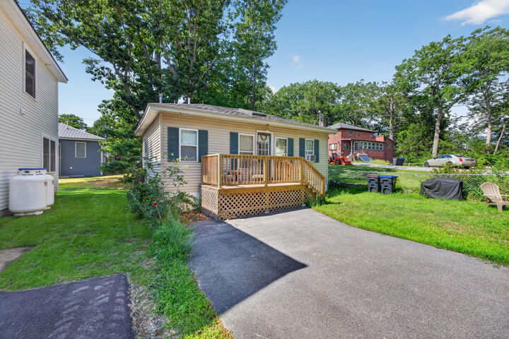 Property Photo:  4 Ivy Avenue  ME 04064 
