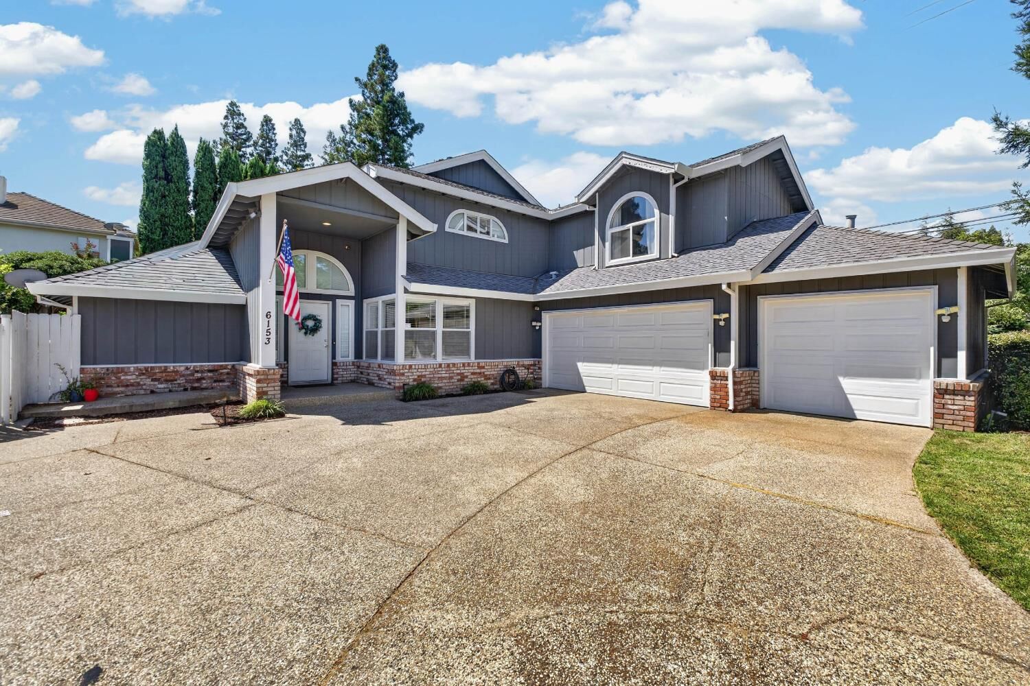 Property Photo:  6153 Kenneth Oak Way  CA 95628 