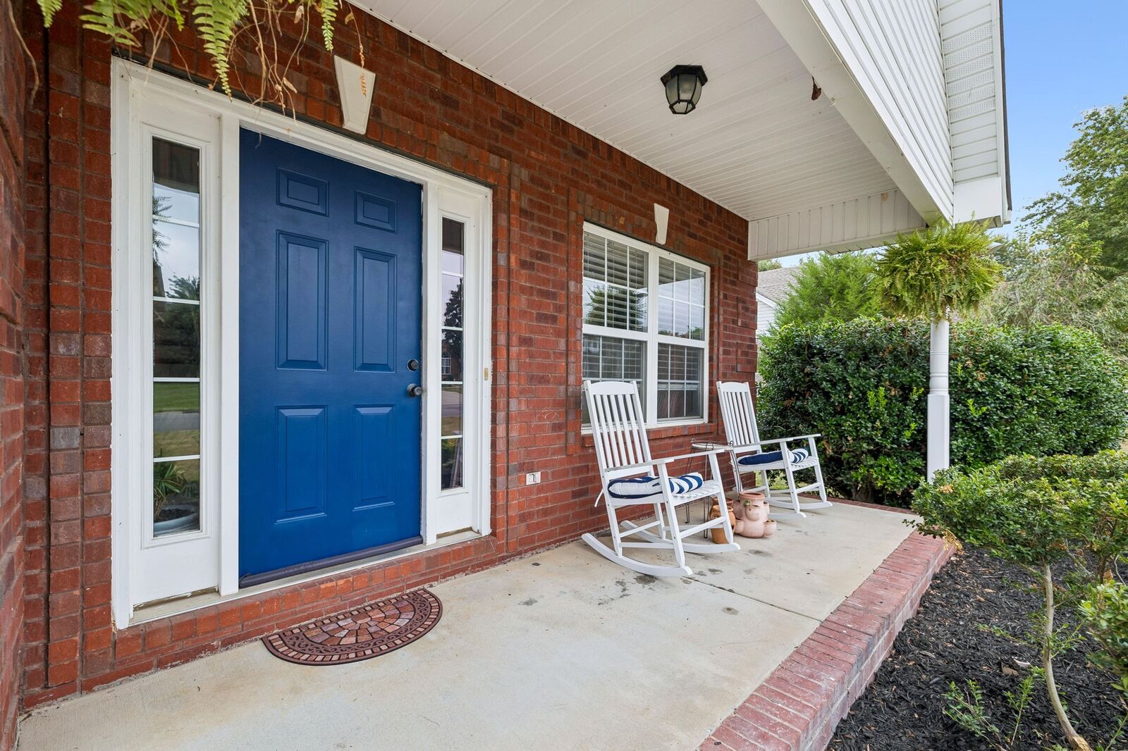 Property Photo: 812 Renaissance Ave TN 37129