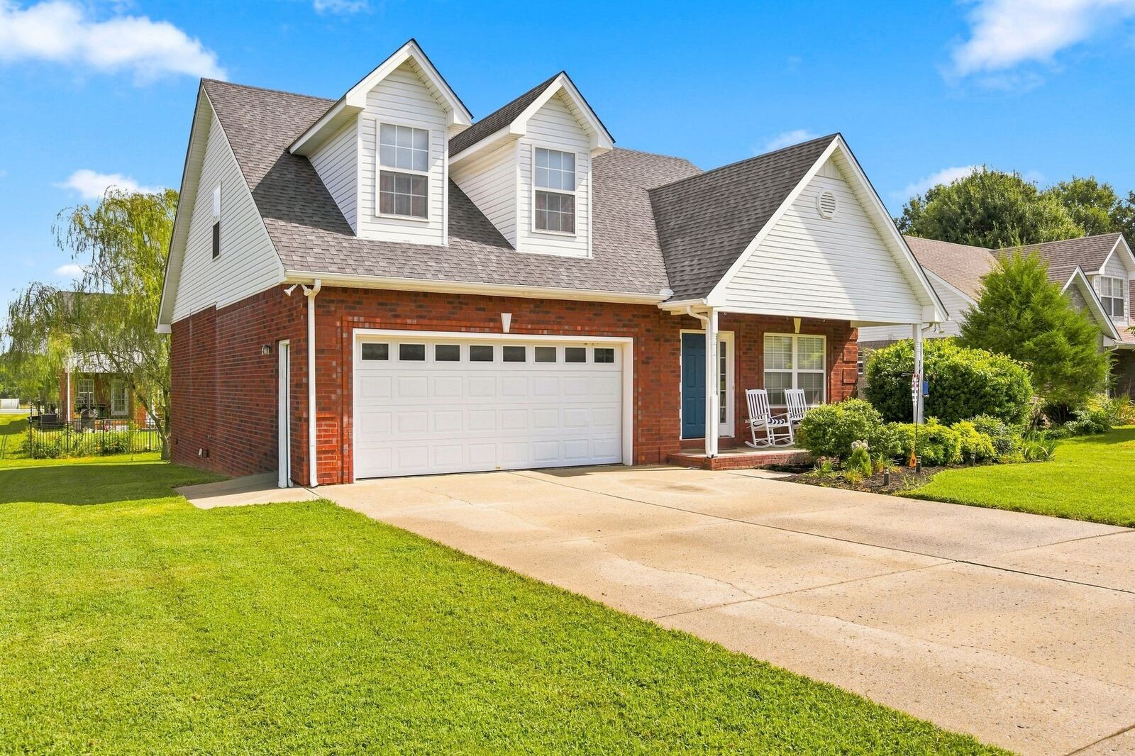 Property Photo:  812 Renaissance Ave  TN 37129 