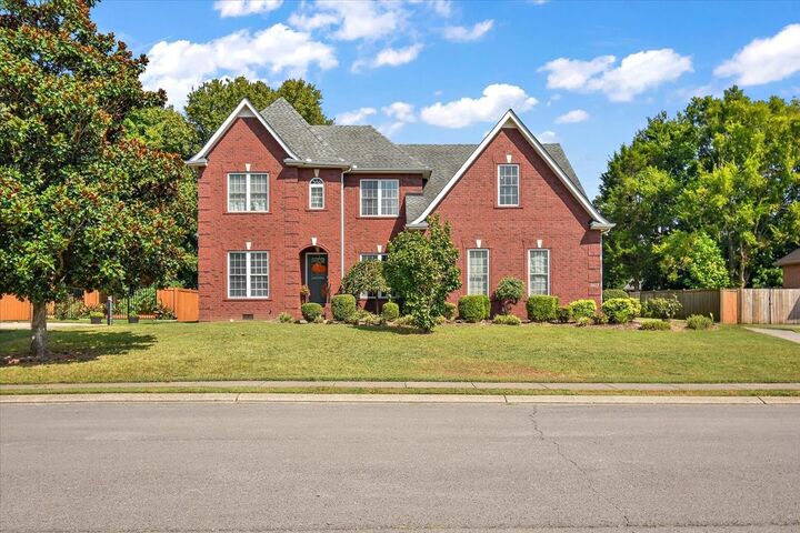 Property Photo: 2925 Schoolside St TN 37128