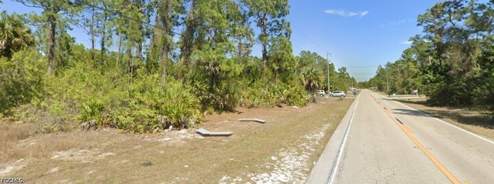Property Photo: 410 E 12th Street FL 33972