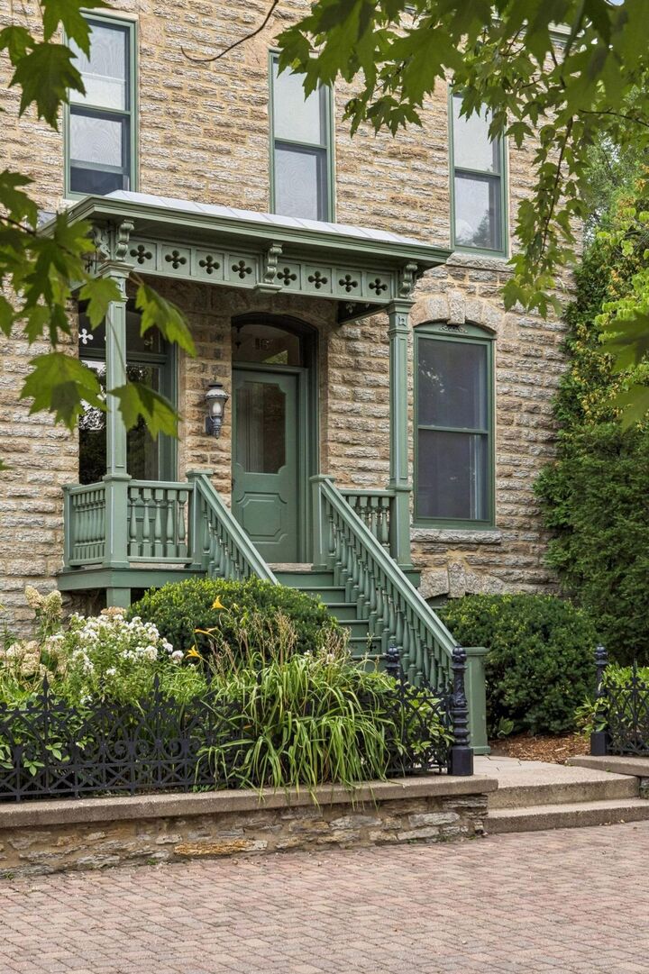 Property Photo: 16 Grove Street 16B MN 55401