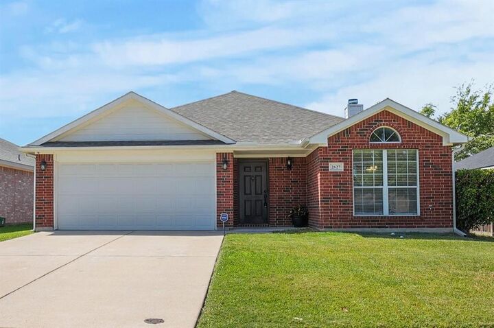 Property Photo:  2627 Carmen Drive  TX 75052 