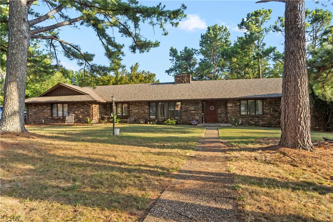 Property Photo:  1002 Sherman Avenue  AR 72601 