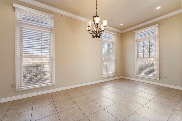 Property Photo:  2616, 2700, 2464 S Everest Avenue  AR 72758 