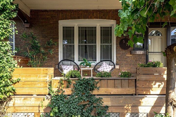 Property Photo:  57 Balsam Avenue S  ON L8M 3B2 