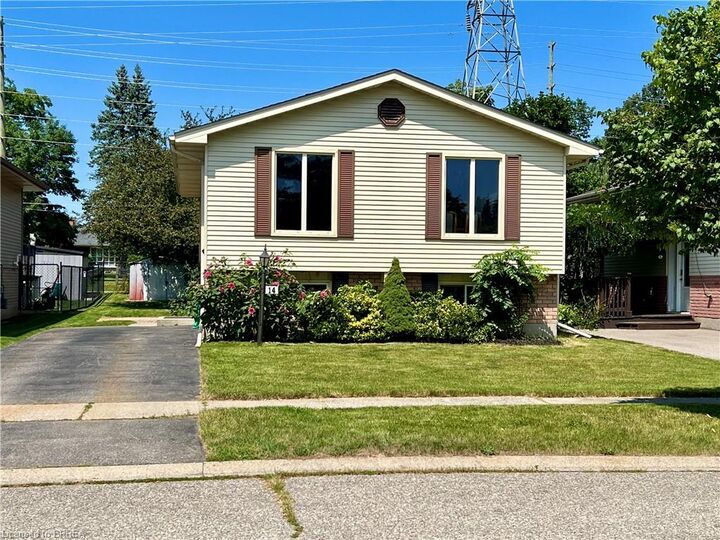 14 Arbor Drive — photo 1
