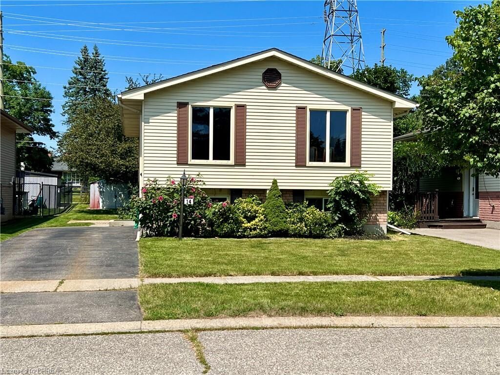 Property Photo: 14 Arbor Drive ON N3P 1Z3