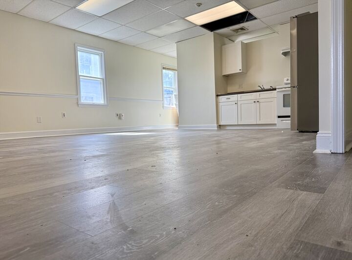 Property Photo: 19 Central B MA 02062