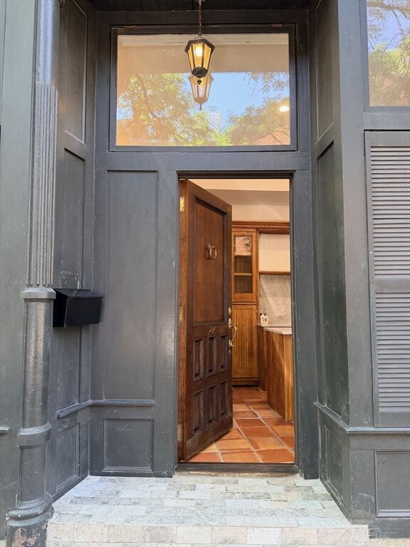 Property Photo: 31 Melrose St 28 MA 02116
