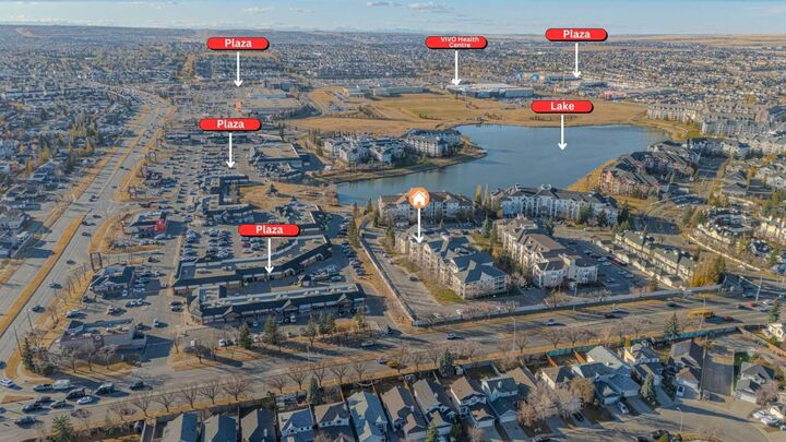 Property Photo:  17 Country Village Bay NE 105  AB T3K 5Z3 