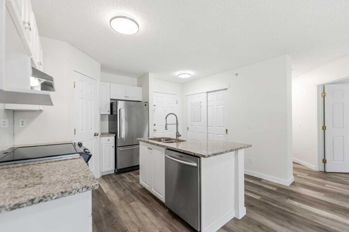 Property Photo: 290 Shawville Way SE 410 AB T2Y 3Z9