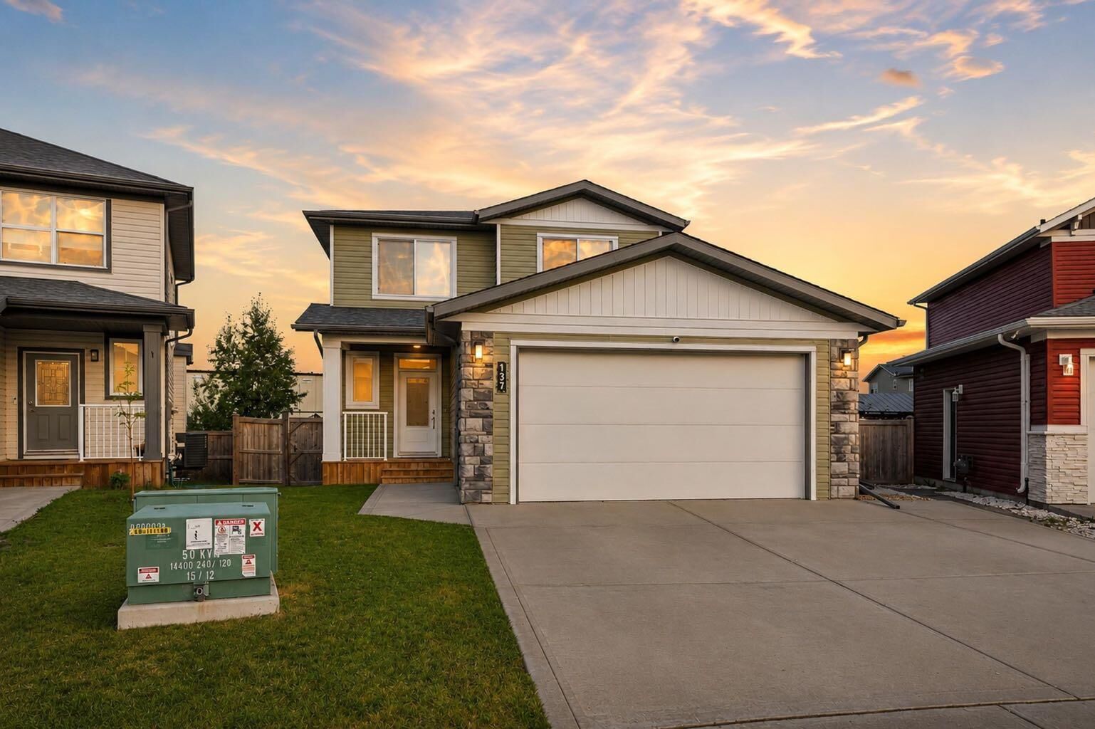 Photo de la propriété:  137 Hampton Crescent  AB T4S 0S1 