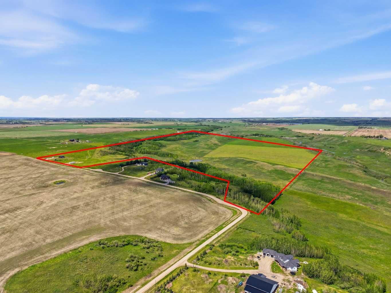Property Photo: 30480 Range Road 12 16 AB T0M 0N0