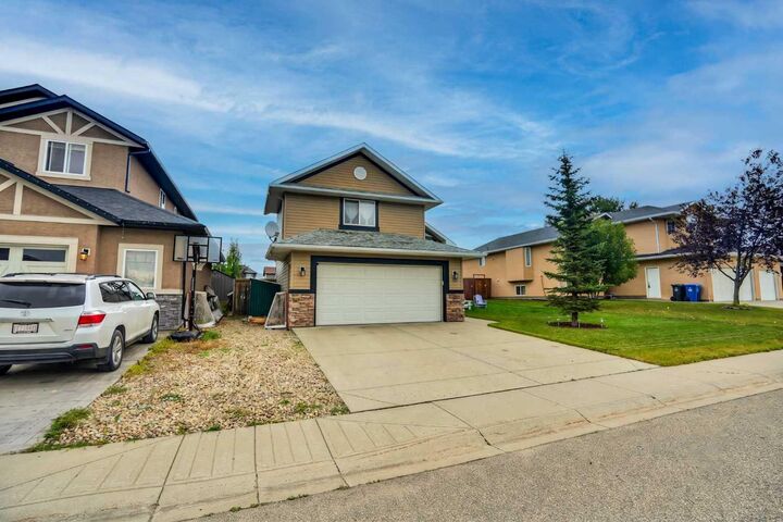 Property Photo: 176 Sunset Heights AB T0M 0S0