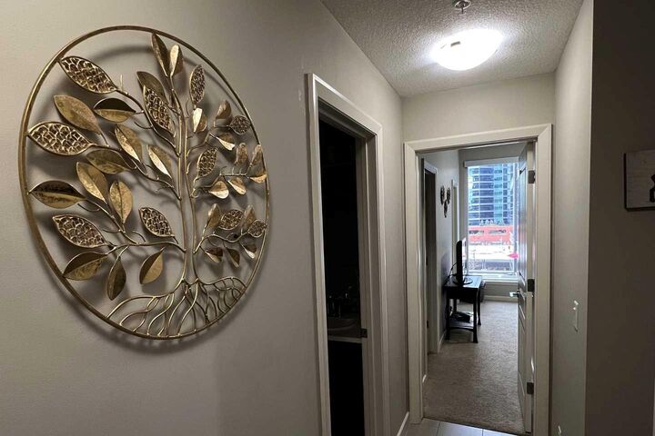 Property Photo:  1320 1 Street SE 409  AB T2G 0G8 