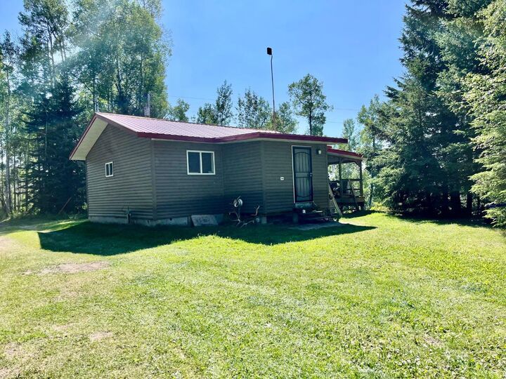 Property Photo: 75033 Township Road 37-4 AB T4T 1A4