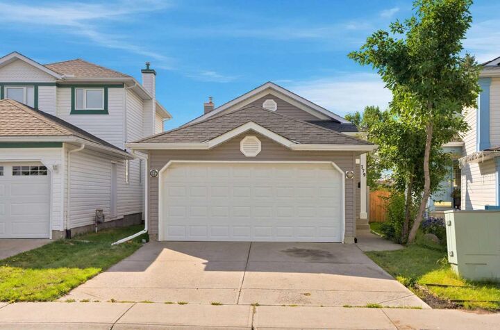 Property Photo: 279 Coral Springs Circle NE AB T3J 3P7