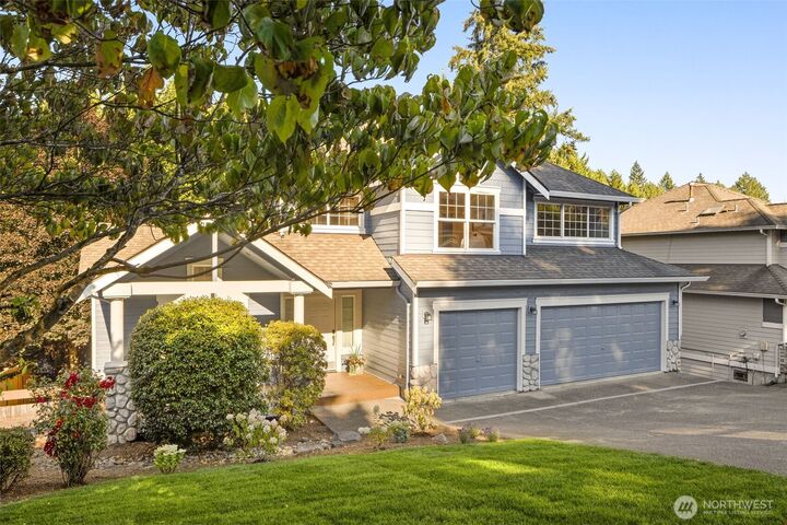 Property Photo: 10108 186th Court NE WA 98052
