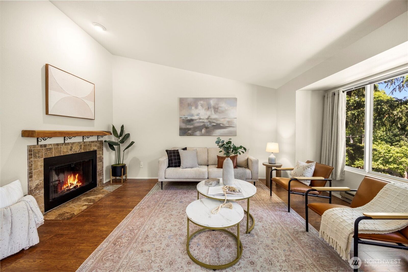 Property Photo: 204 Mountain Park Boulevard SW C302 WA 98027