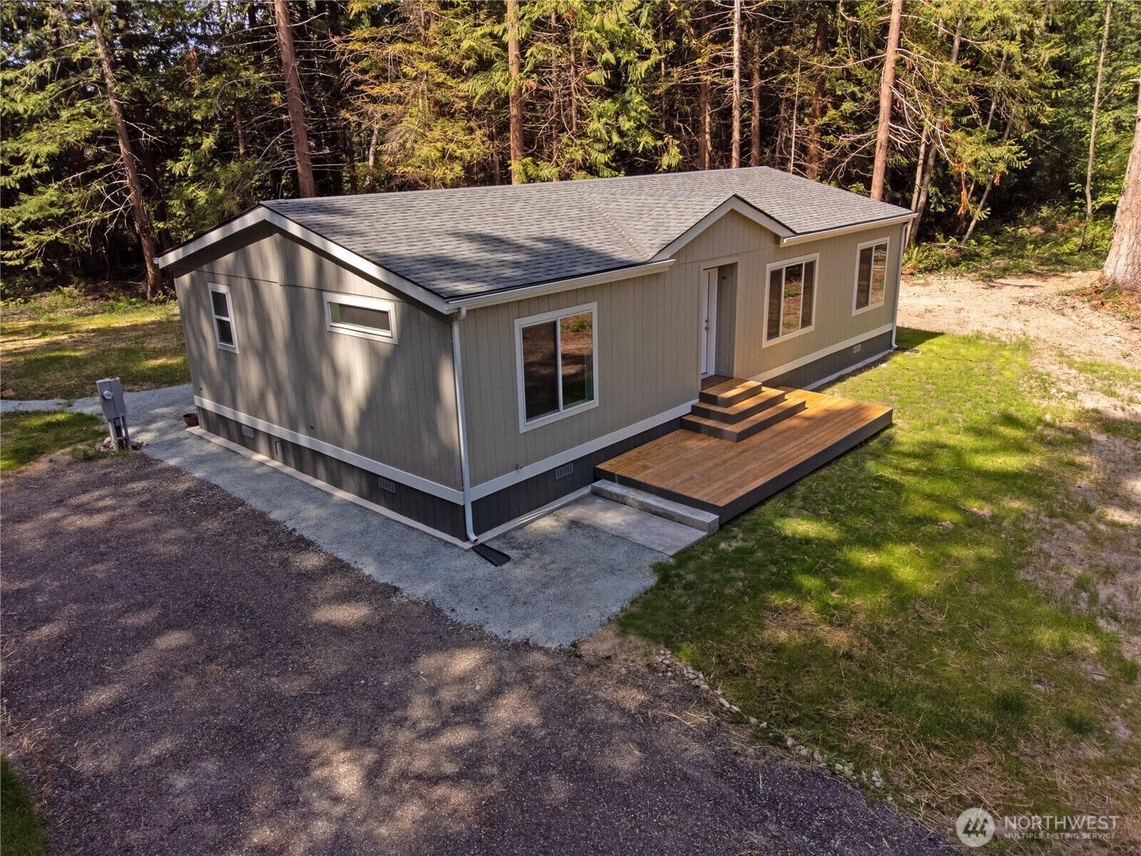 Property Photo: 871 S Lucille Street WA 98282