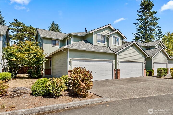 Property Photo:  625  101st Place SE A  WA 98208 